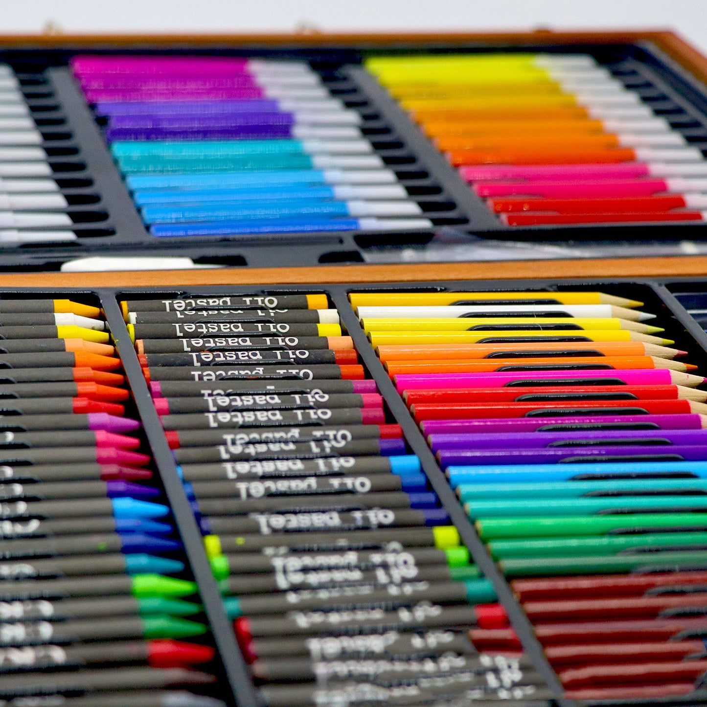 150-Piece Art Set – Ultimate Creative Starter Kit (Ages 3–8)